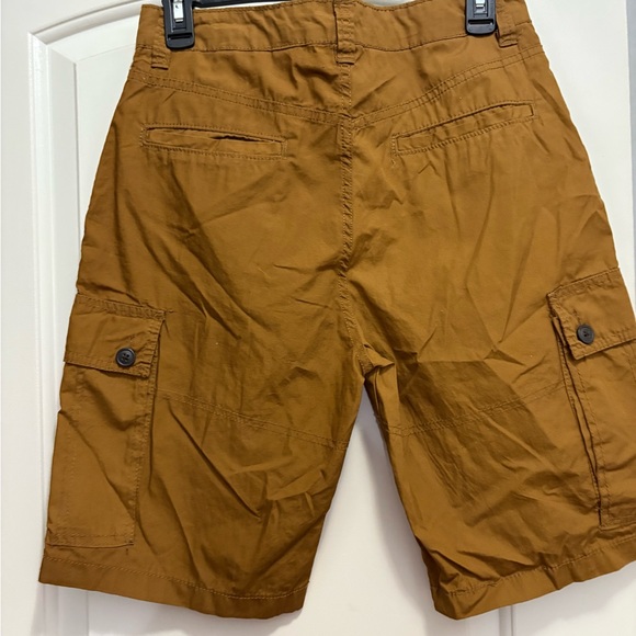 Arizona Jean Company Tan Cargo Shorts - Picture 4 of 5